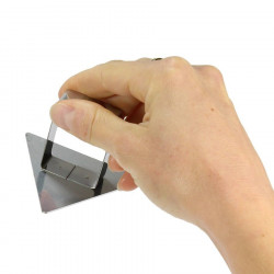 Poussoir triangle inox 6,5 cm Gobel