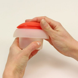 Cuit oeuf Ovo en silicone - cylindrique rouge