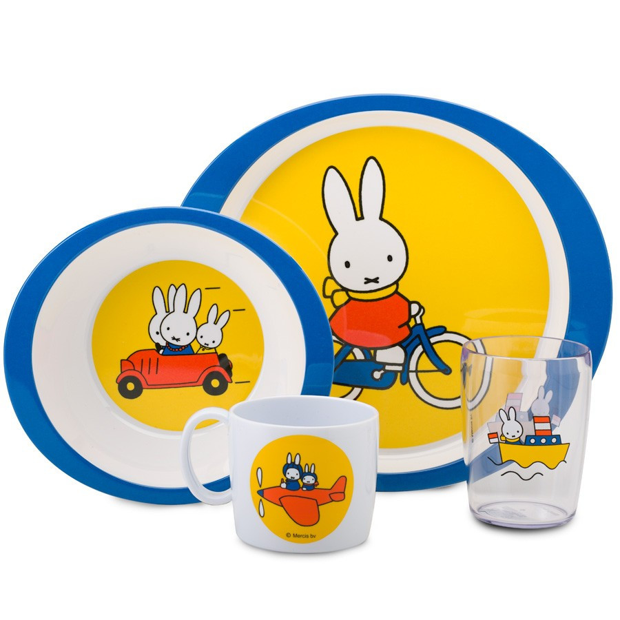 Coffret vaisselle enfant 4 pièces Miffy voyage