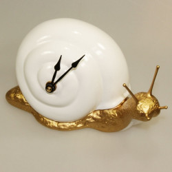 Horloge de table originale escargot blanc doré