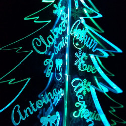 Sapin de table lumineux en 3D sur socle LED, à personnaliser avec pré