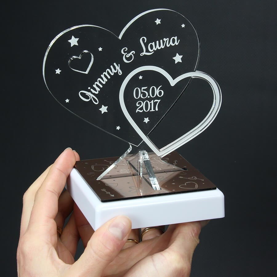 Trophée coeur personnalisé sur socle LED - cadeau mariage St Valentin