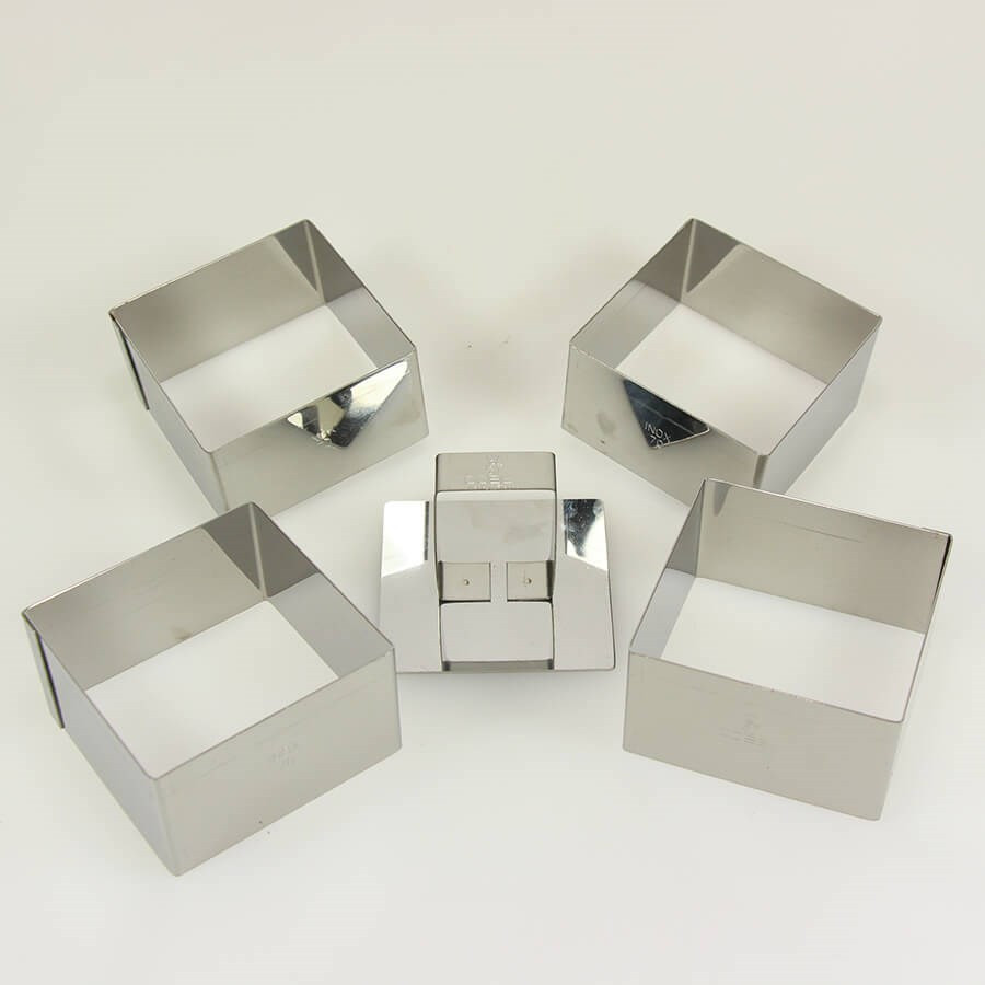 Coffret 4 carrés à mousse inox 7 cm h40 + poussoir - Gobel Coffret 4 carrés à mousse inox 7 cm h40 + poussoir - Gobel