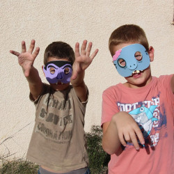 Set de 5 masques Monstres en mousse pour déguisement