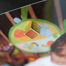 10 aimants puissants cube or 5 x 5 mm