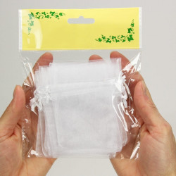 10 sacs organza blanc pour dragées et petits cadeaux