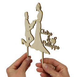 Cake topper mariage personnalisé en bois - couple glamour