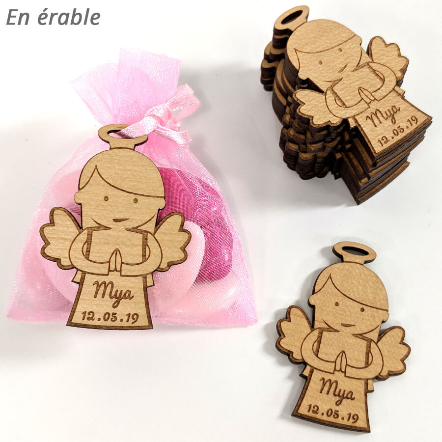 Cadeau d'invité baptême personnalisé en bois souvenir - Ange fille