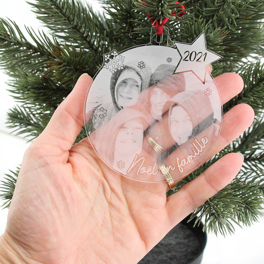 Boule De Noël Etoile 3D Avec Prénoms De La Famille à Personnaliser