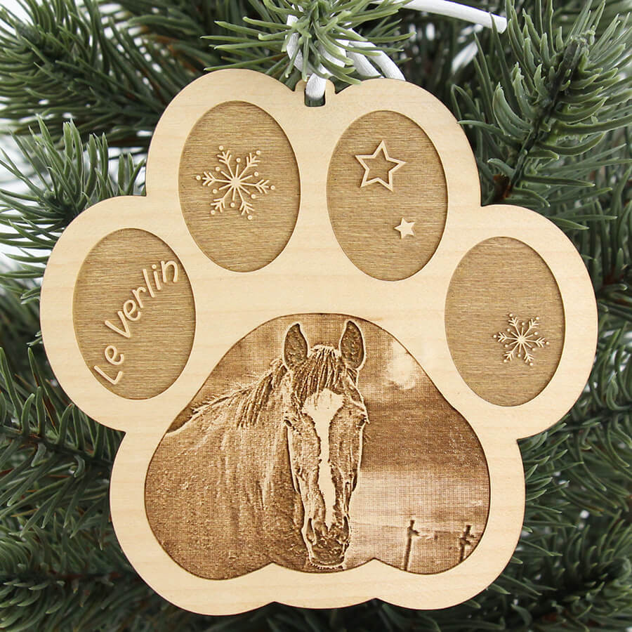 Boule de Noël en bois personnalisée animaux de compagnie , chien et chat main image 1