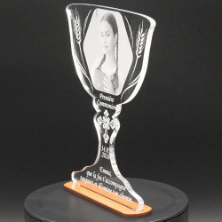 Trophée calice personnalisé pour communion et baptême