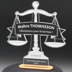 Trophée cadeau avocat à personnaliser