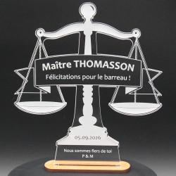 Trophée cadeau avocat à personnaliser